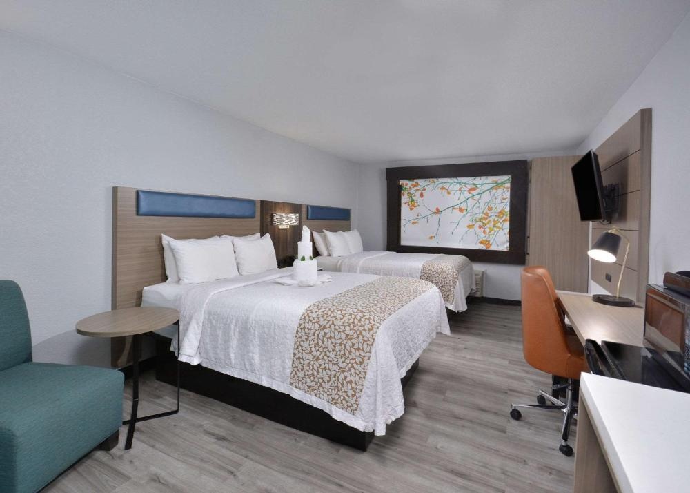 Brookstone Lodge near Biltmore Village, Ascend Hotel Collection Image 28