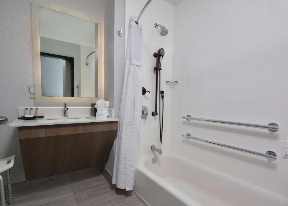 Brookstone Lodge near Biltmore Village, Ascend Hotel Collection Image 33