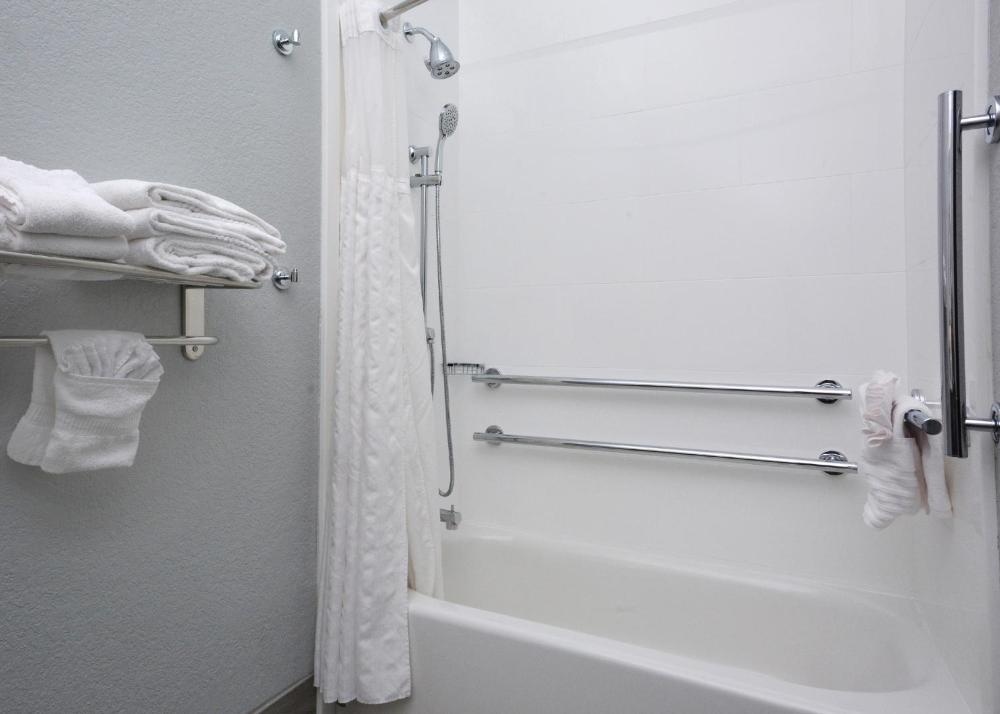 Brookstone Lodge near Biltmore Village, Ascend Hotel Collection Image 35